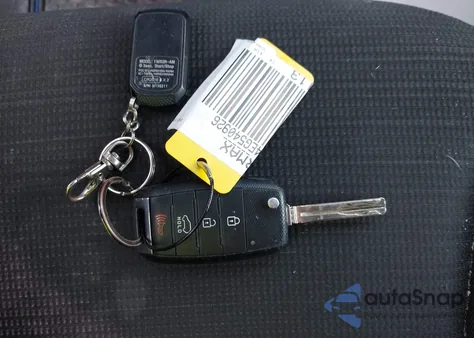 2014 Kia Sorento Lx z USA, uszkodzony, nr VIN 5XYKT3A64EG540926